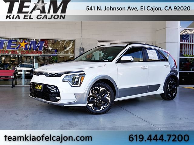 Certified 2023 Kia Niro Wave FWD image 2