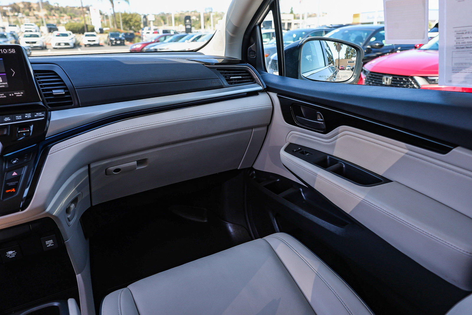 Certified 2025 Honda Odyssey Touring image 6