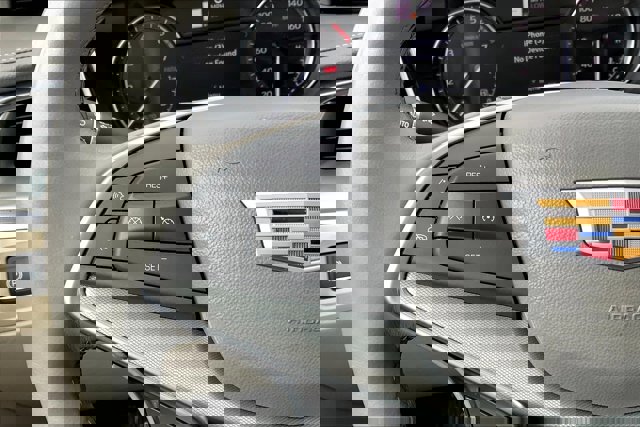 Used 2022 Cadillac XT5 Premium Luxury image 18