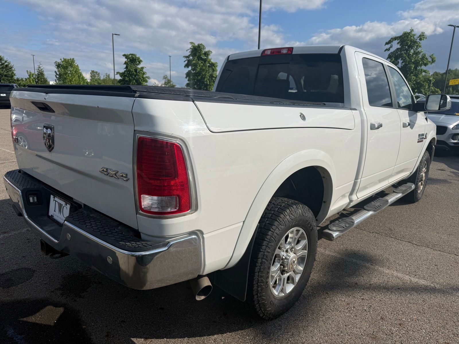 Used 2018 RAM 2500 Laramie w/ Snow Chief Group AWD/4WD image 5