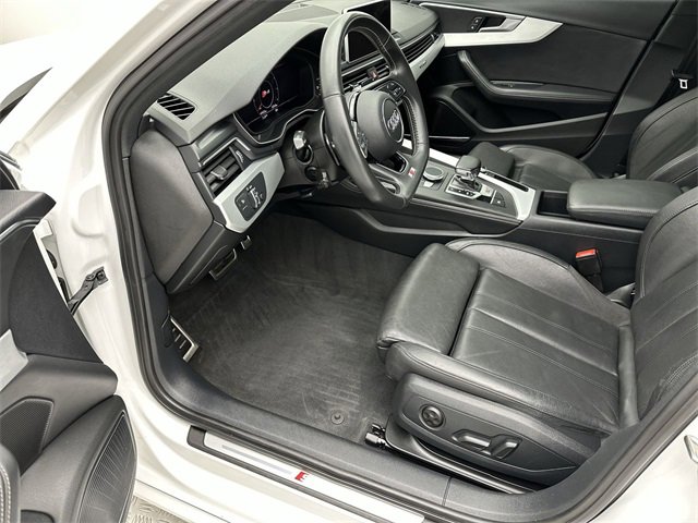 Used 2019 Audi S4 Premium Plus w/ Premium Plus Package image 11