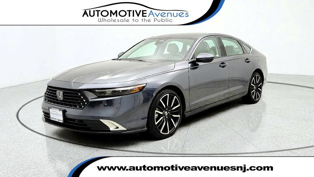 Used 2026 Honda Accord Touring image 1