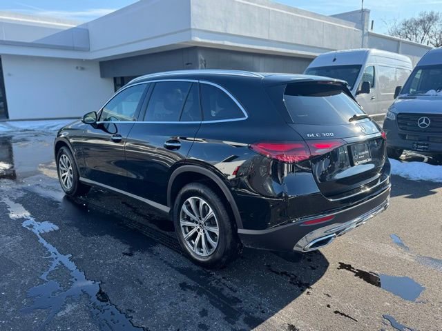 Used 2026 Mercedes-Benz GLC 300 4MATIC image 5