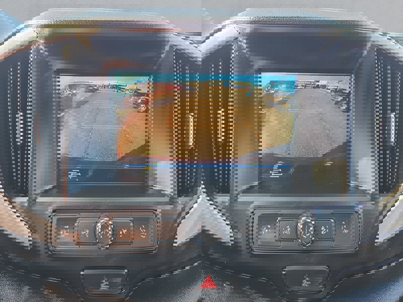 Used 2018 GMC Terrain SLE w/ Driver Convenience Package image 19