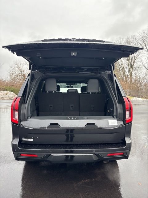 New 2025 Ford Expedition Platinum w/ Stealth Performance Package image 9