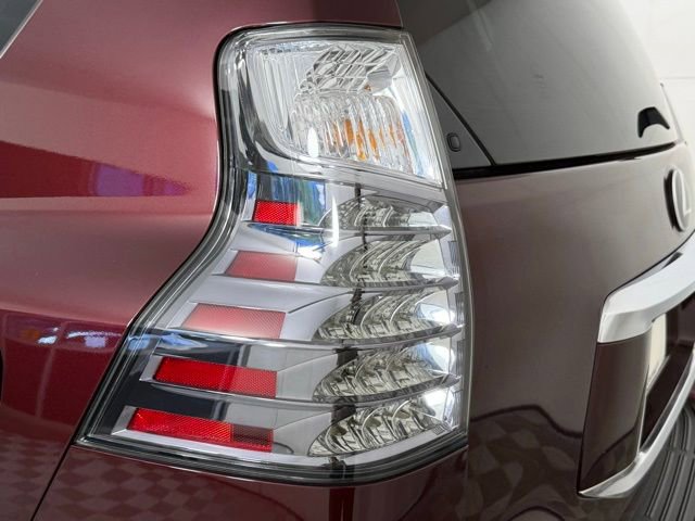 Used 2021 Lexus GX 460 Premium w/ Premium Package image 10