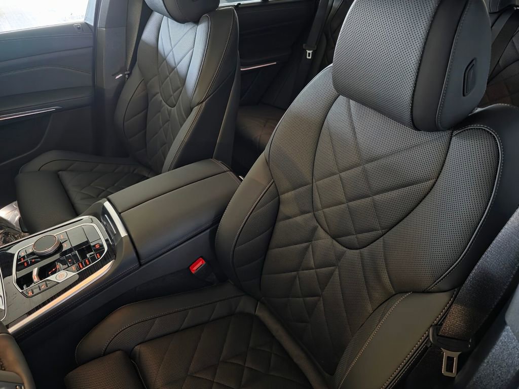 New 2026 BMW X5 sDrive40i w/ M Sport Package RWD image 9