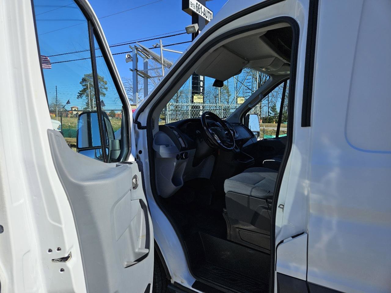 Used 2016 Ford Transit 250 148 High Roof Extended image 9