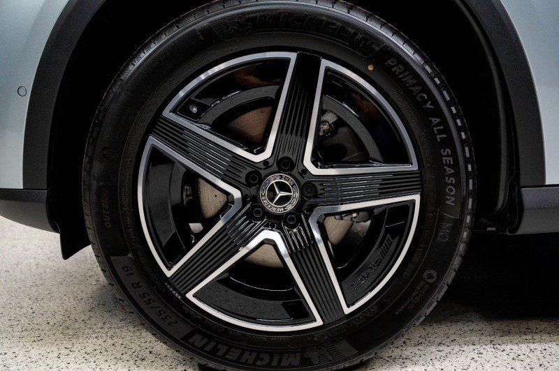 New 2026 Mercedes-Benz GLC 300 image 10