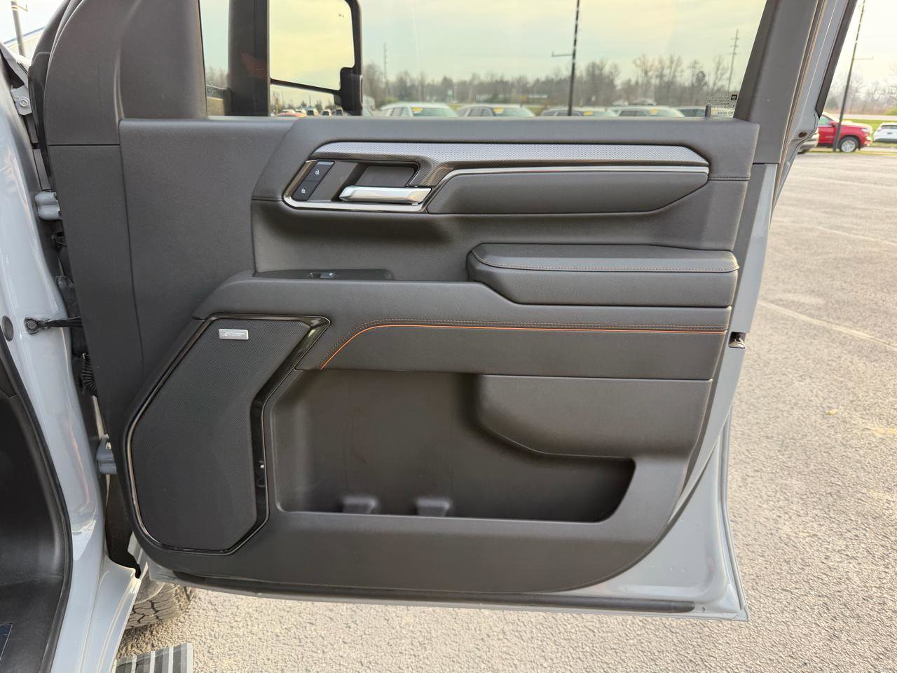 Used 2024 GMC Sierra 2500 AT4 w/ AT4 Premium Plus Package image 25