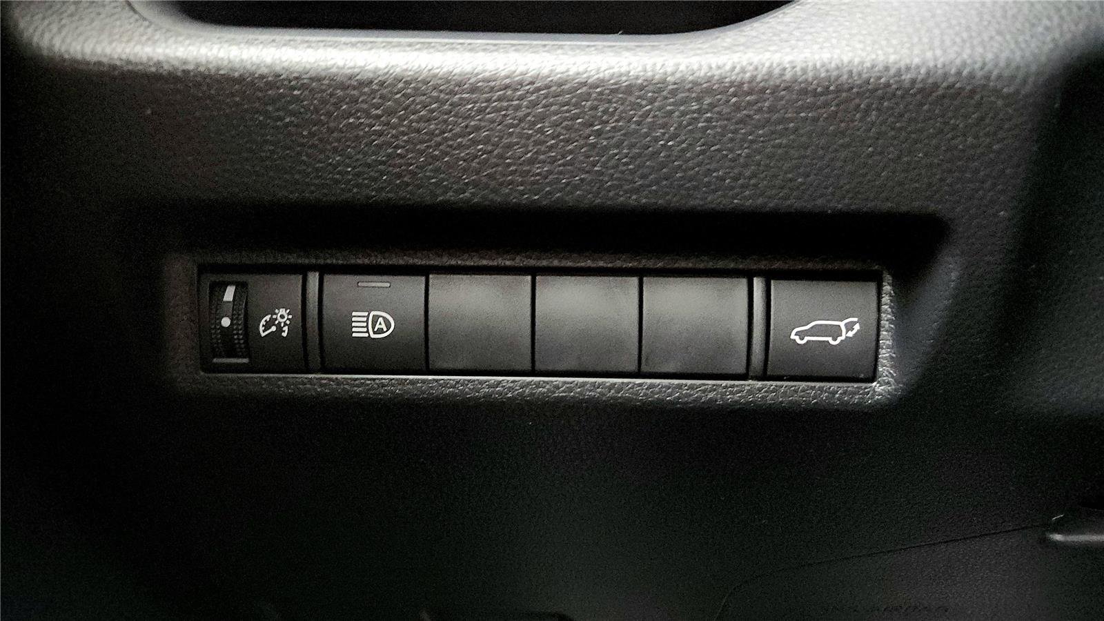 Used 2023 Toyota RAV4 XLE w/ Convenience Package image 33