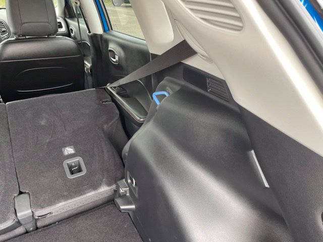 Used 2020 Jeep Compass Latitude FWD image 60