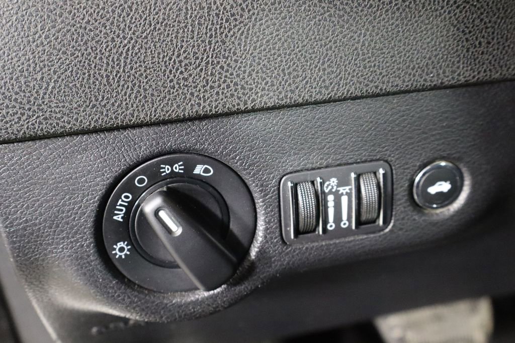 Used 2020 Dodge Charger Police image 14