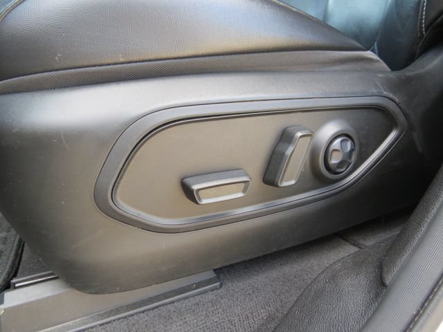 Used 2021 Jeep Grand Cherokee L Limited RWD image 18
