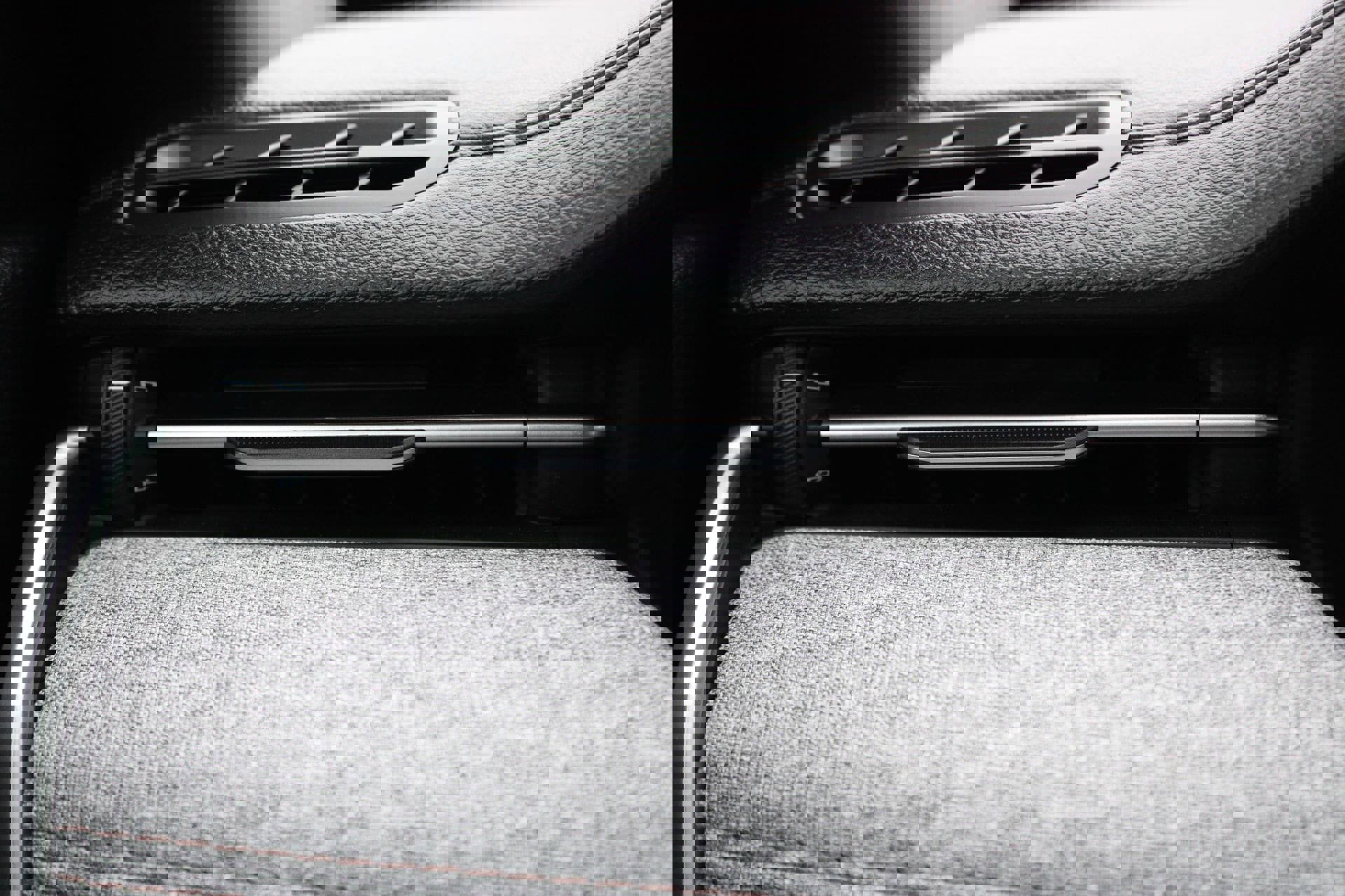 Used 2023 Jeep Compass Latitude image 24