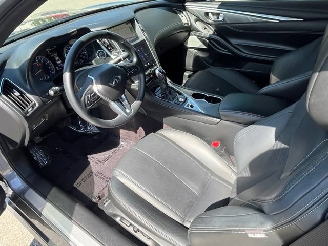Certified 2019 INFINITI Q60 3.0t Luxe w/ Essential Package RWD image 14