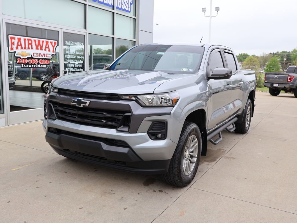 Used 2024 Chevrolet Colorado LT w/ LT Convenience Package AWD/4WD image 6