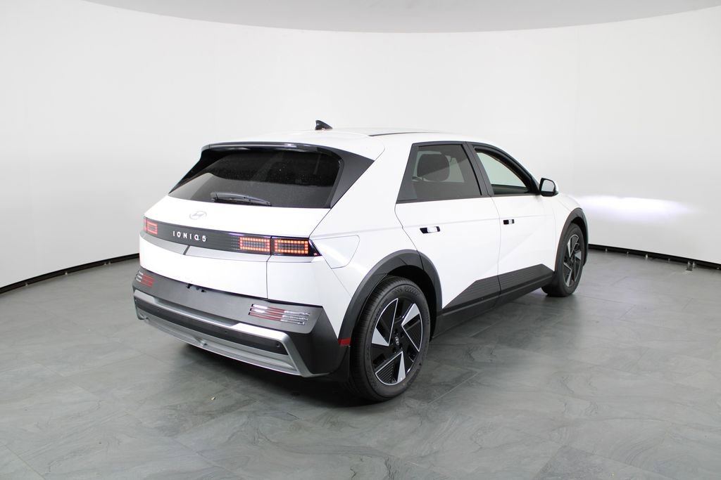 New 2025 Hyundai Ioniq 5 SE image 11