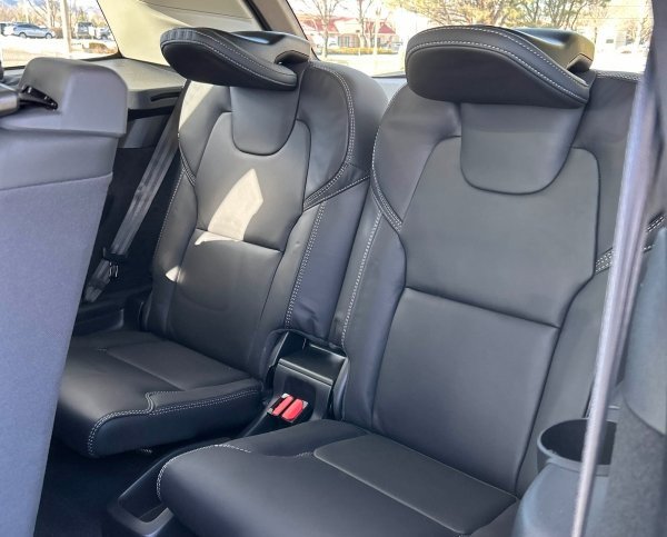 Used 2025 Volvo XC90 T8 Ultra w/ Protection Package Premier image 9