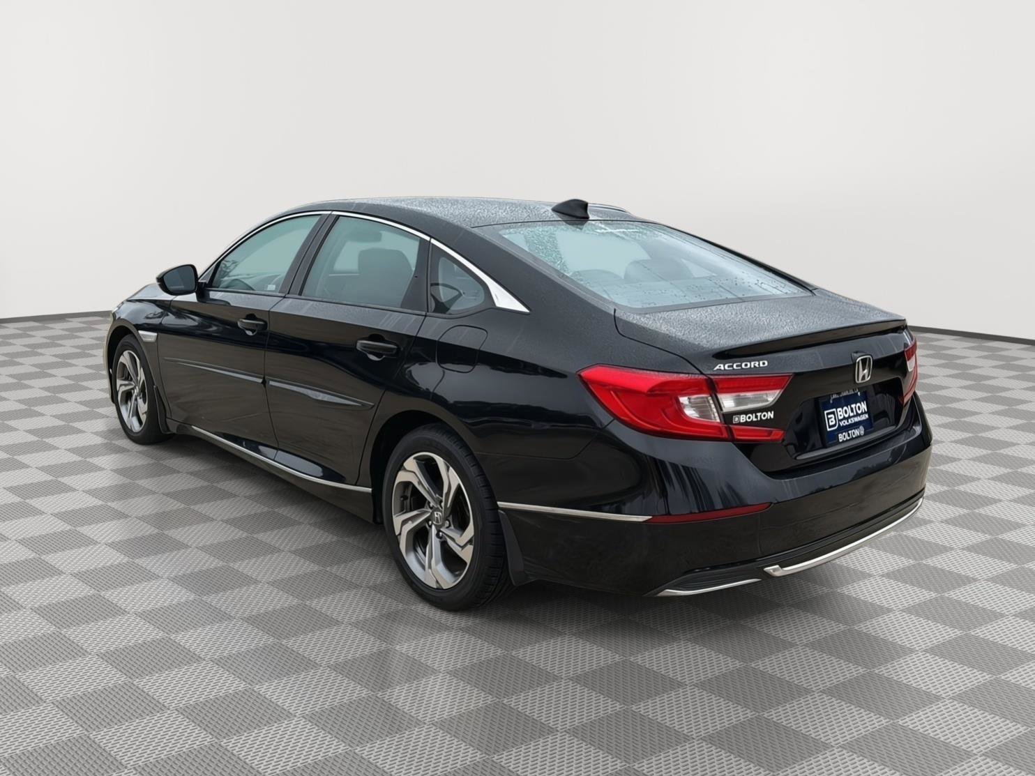 Used 2019 Honda Accord EX-L image 3