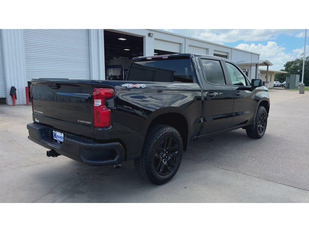 New 2026 Chevrolet Silverado 1500 Custom w/ Turbomax Blackout Package AWD/4WD image 8