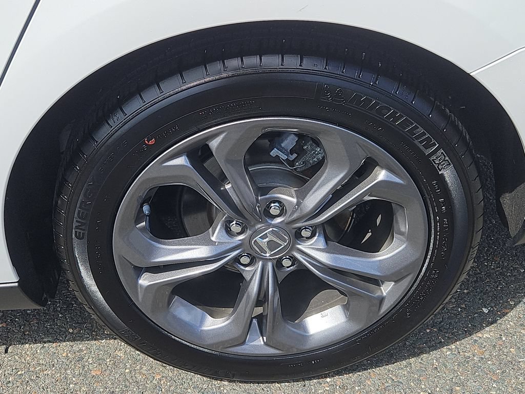 Used 2023 Honda Accord EX image 8