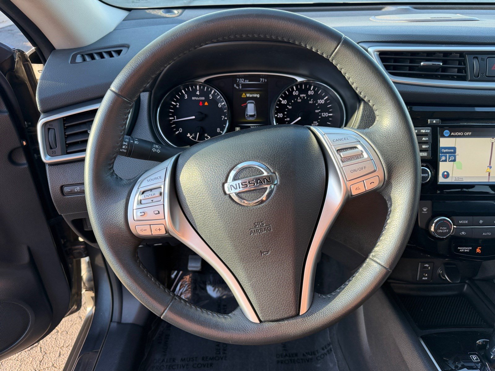 Used 2015 Nissan Rogue SL w/ SL Premium Package AWD/4WD image 9