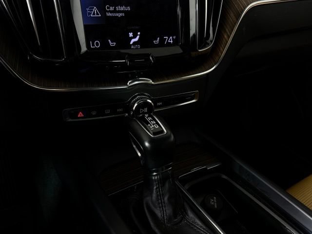 Used 2021 Volvo XC60 T5 Inscription w/ Protection Package Premier FWD image 21