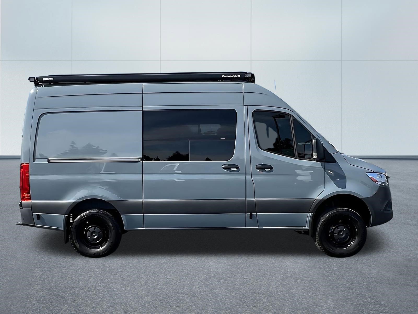 Used 2022 Mercedes-Benz Sprinter 2500 image 7