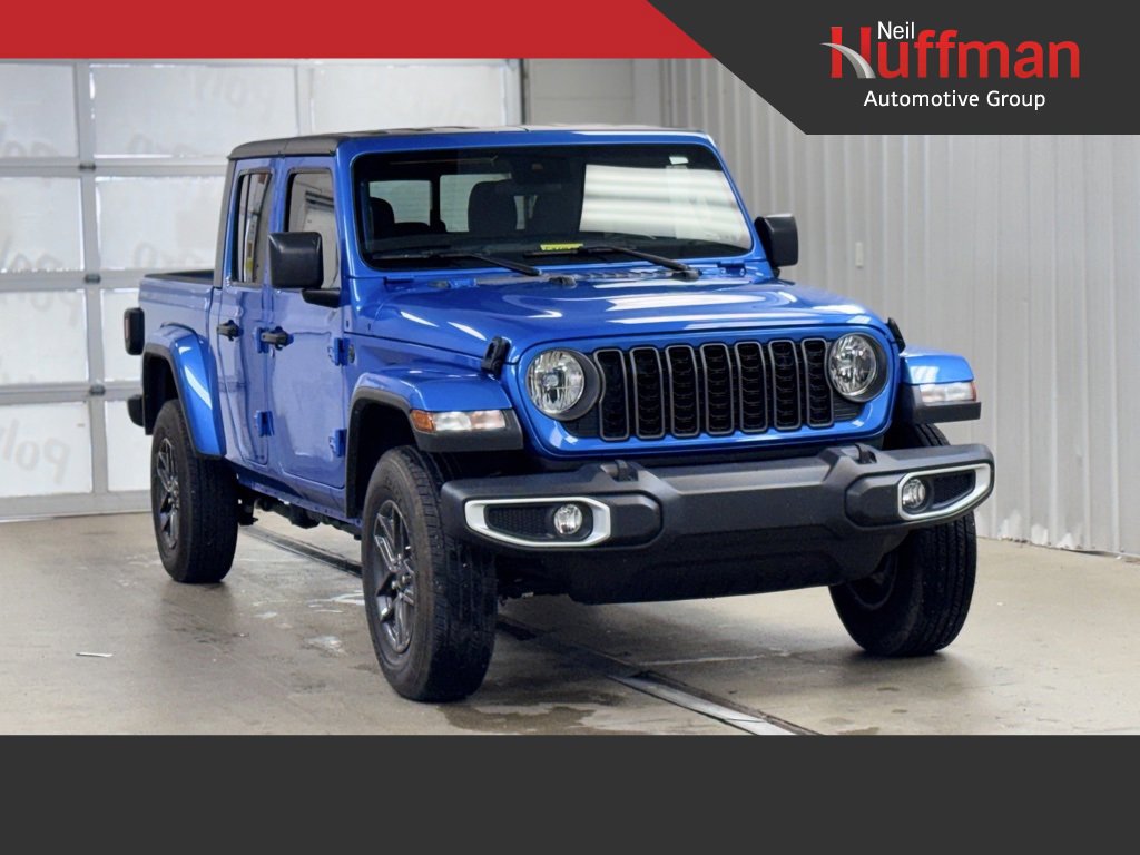 Used 2024 Jeep Gladiator Sport video 1