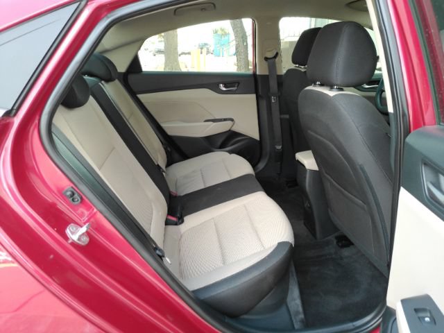 Used 2022 Hyundai Accent SEL FWD image 20