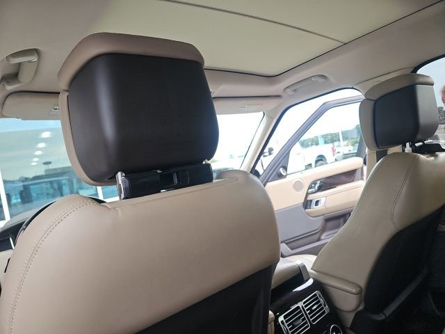Used 2019 Land Rover Range Rover Supercharged AWD/4WD image 12