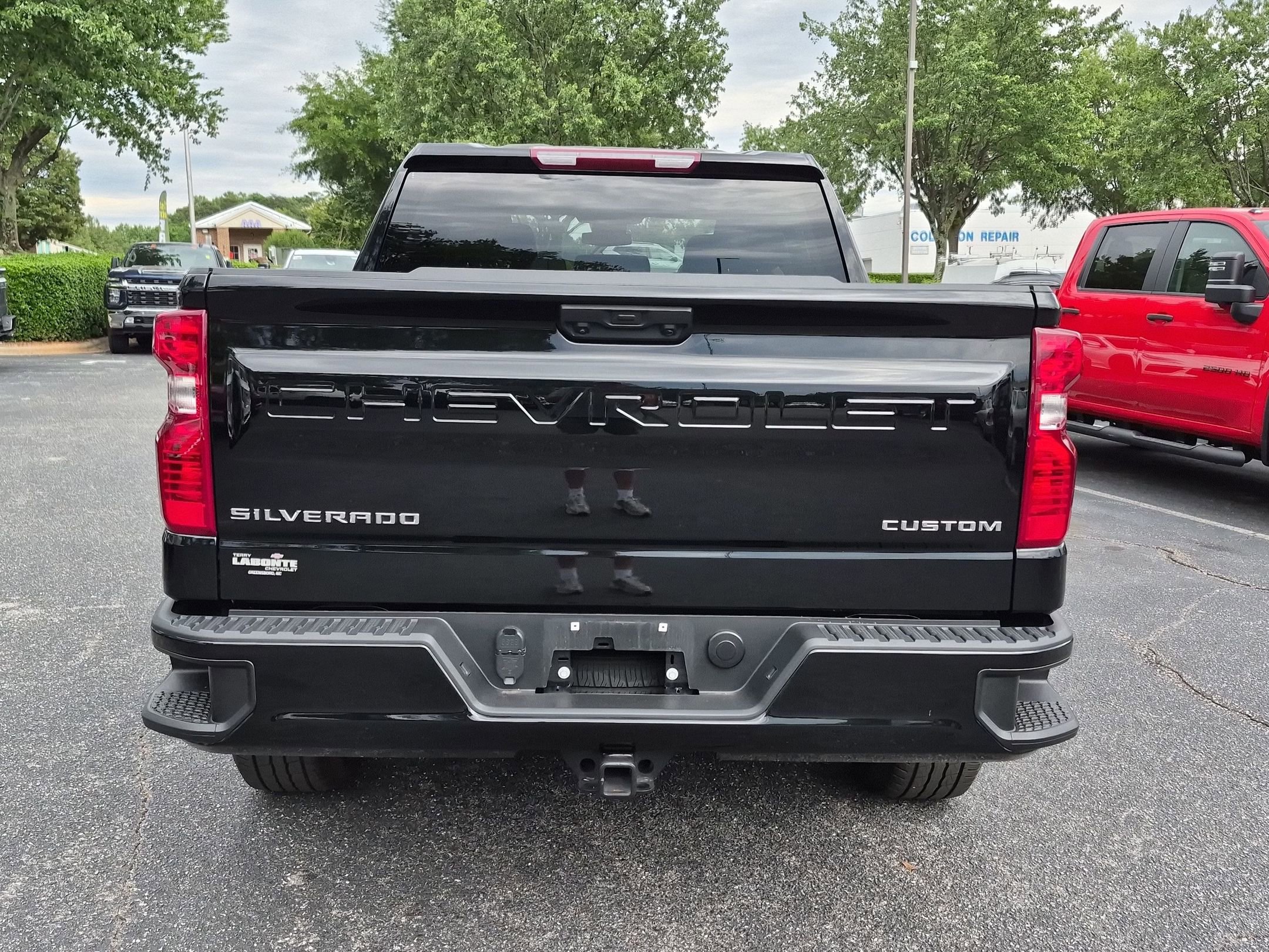 Used 2024 Chevrolet Silverado 1500 Custom AWD/4WD image 9