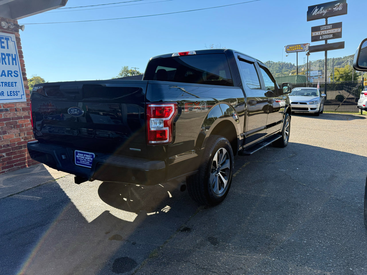 Used 2020 Ford F150 XL w/ Equipment Group 101A Mid image 4