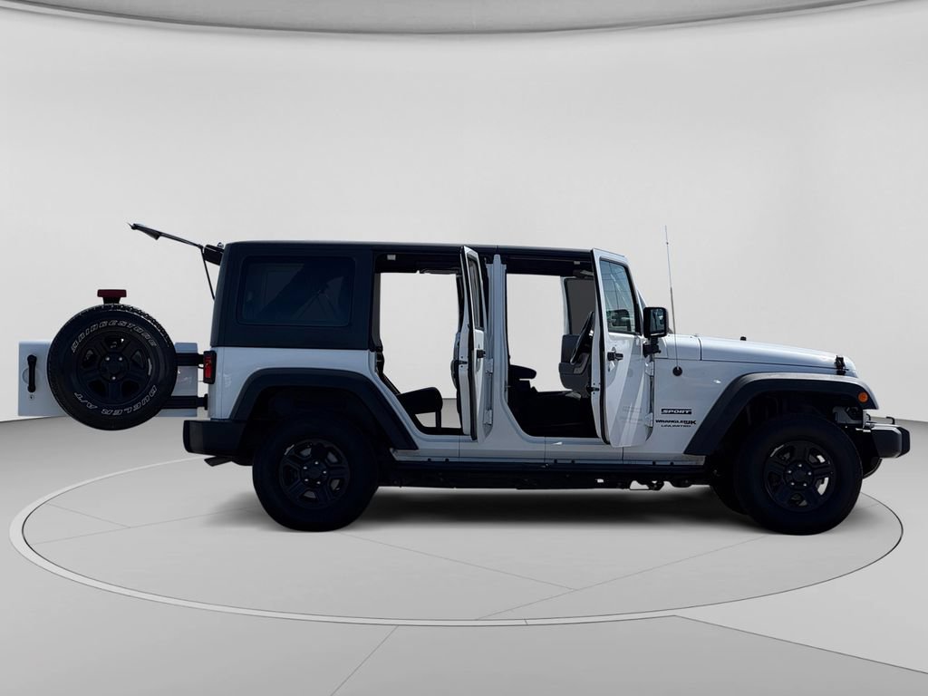 Used 2018 Jeep Wrangler Unlimited Sport w/ Connectivity Group AWD/4WD image 30