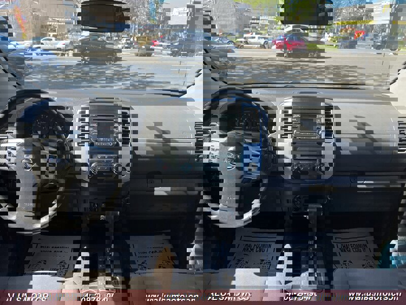 Used 2014 Nissan Xterra S image 33