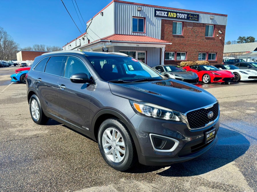 Used 2018 Kia Sorento LX w/ LX V6 Convenience Package image 3