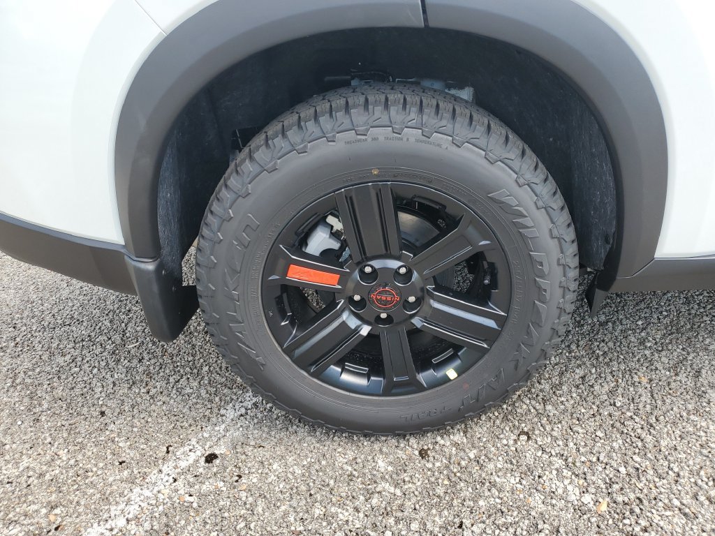 New 2026 Nissan Rogue SV w/ Rock Creek Premium Package AWD/4WD image 5