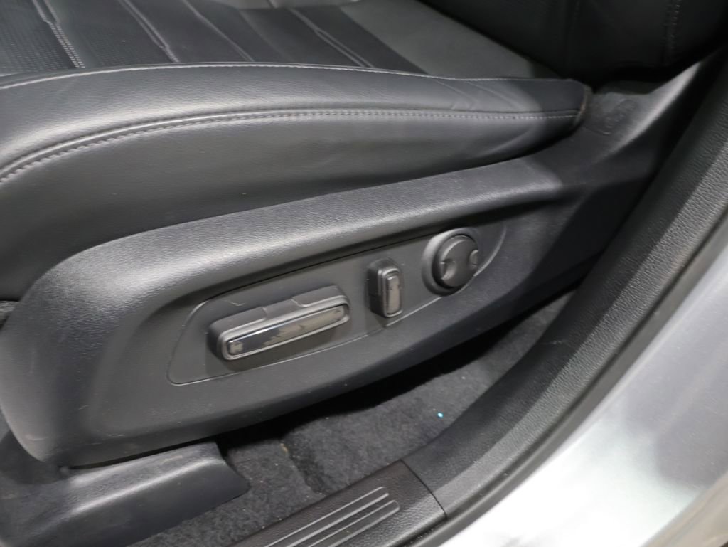 Used 2023 Honda CR-V EX-L image 12