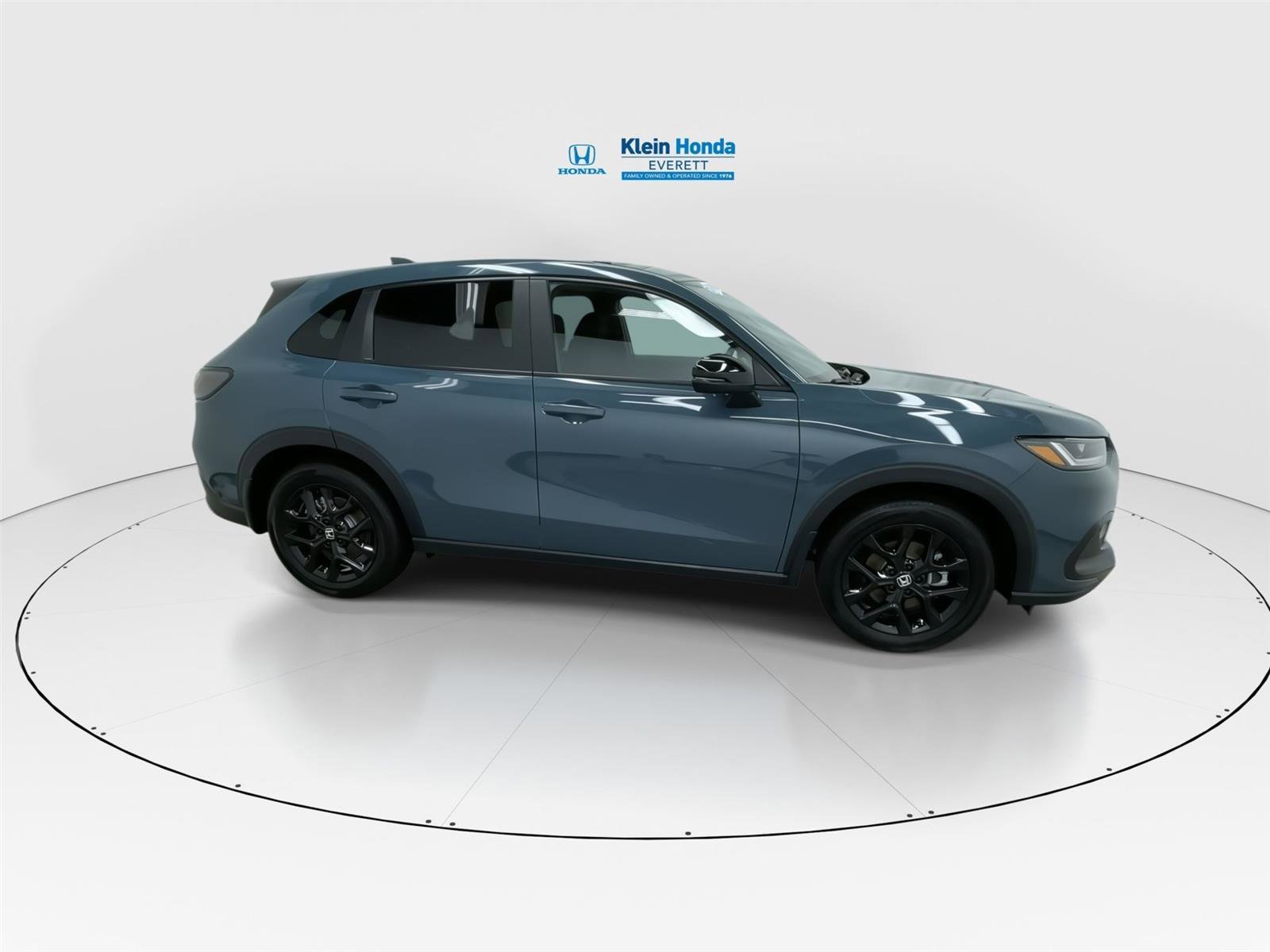 Certified 2025 Honda HR-V Sport image 3