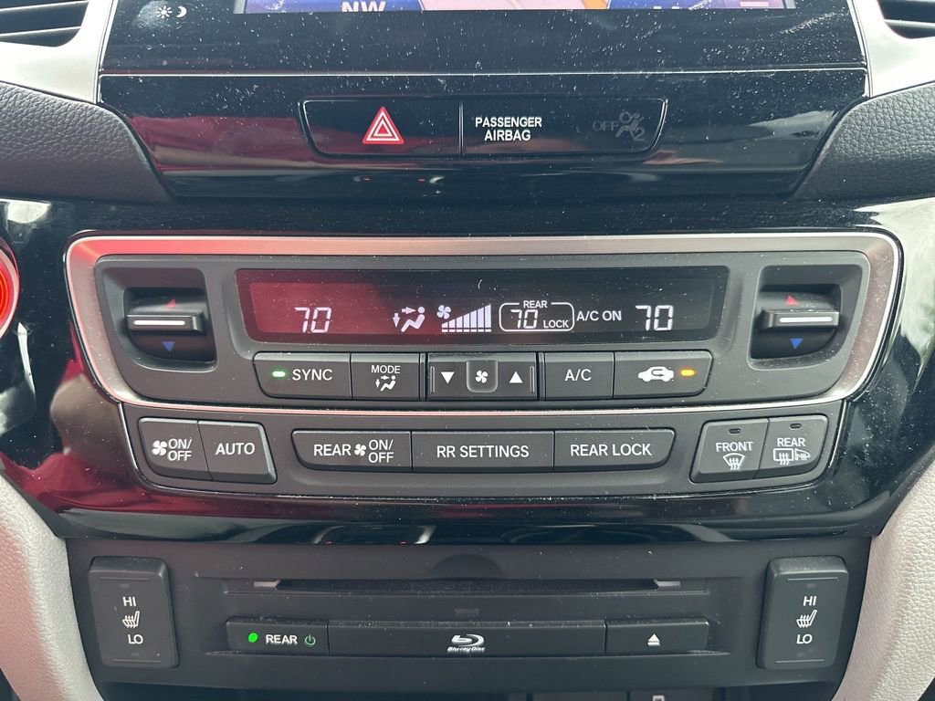 Used 2018 Honda Pilot Touring image 26