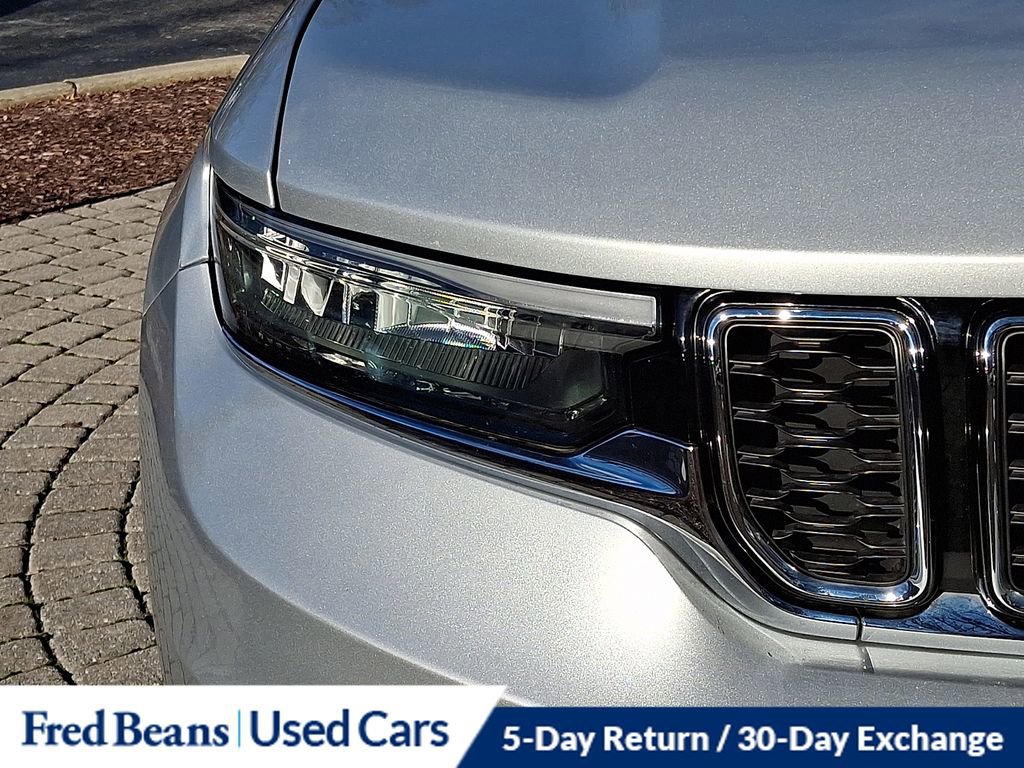 Used 2022 Jeep Grand Cherokee L Limited image 11