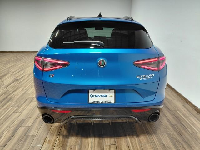 Used 2024 Alfa Romeo Stelvio Veloce image 28