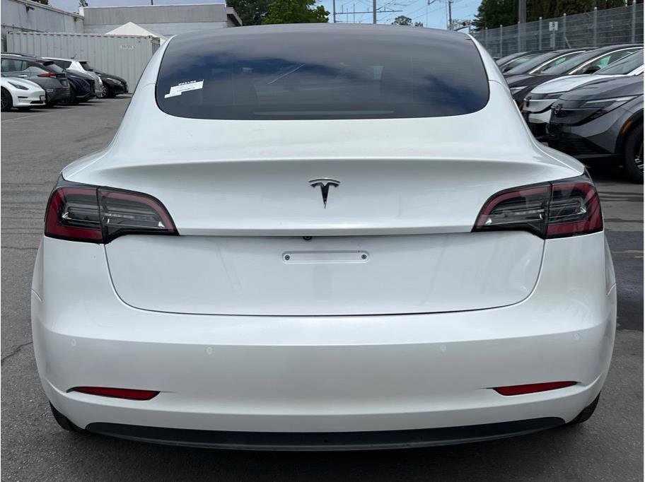 Used 2021 Tesla Model 3 Standard Range Plus RWD image 4