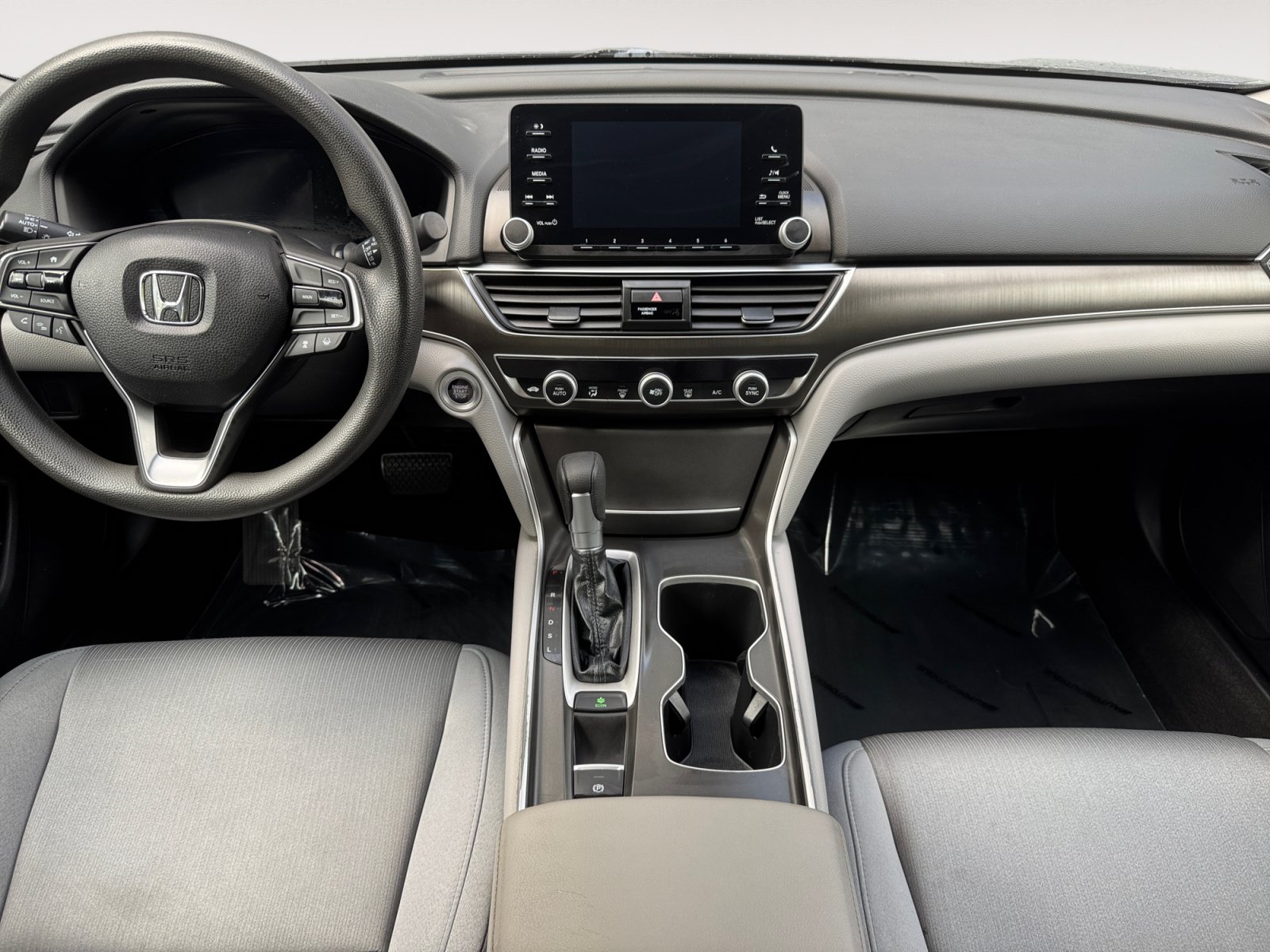Used 2018 Honda Accord LX image 11