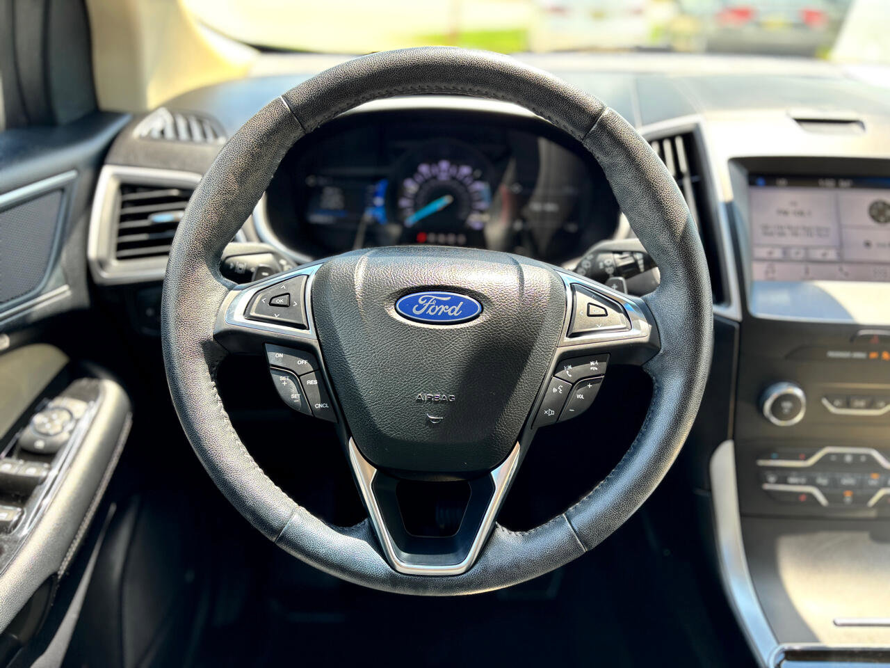 Used 2019 Ford Edge SEL w/ Equipment Group 201A image 13
