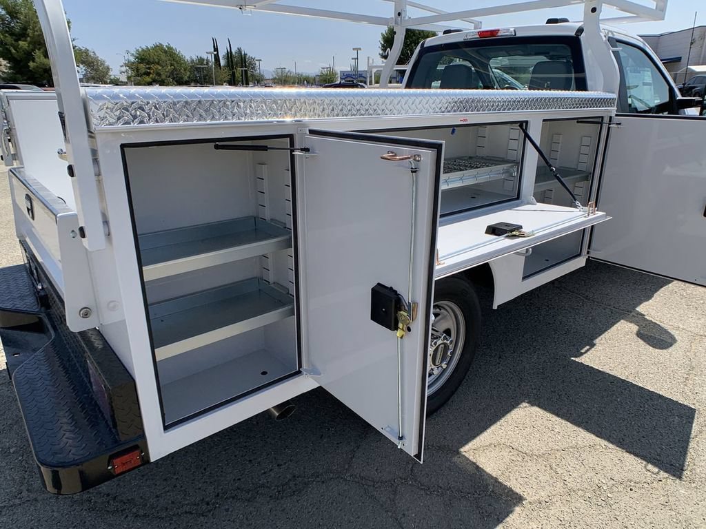 New 2025 Ford F350 XL w/ XL Chrome Package RWD image 36