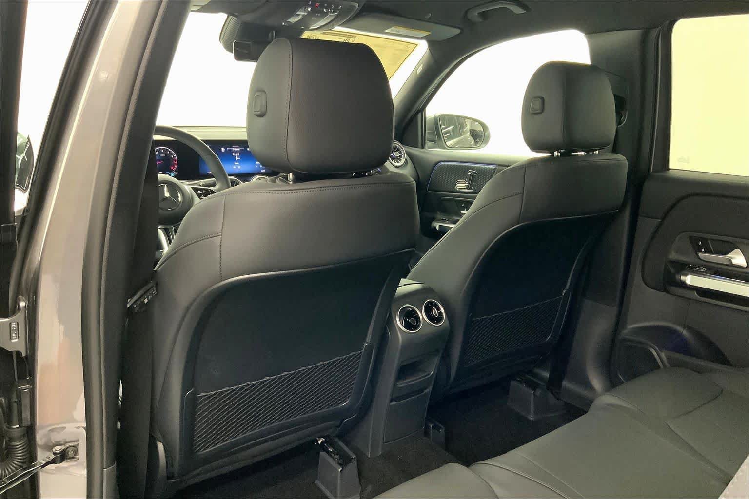 New 2026 Mercedes-Benz GLB 250 image 18