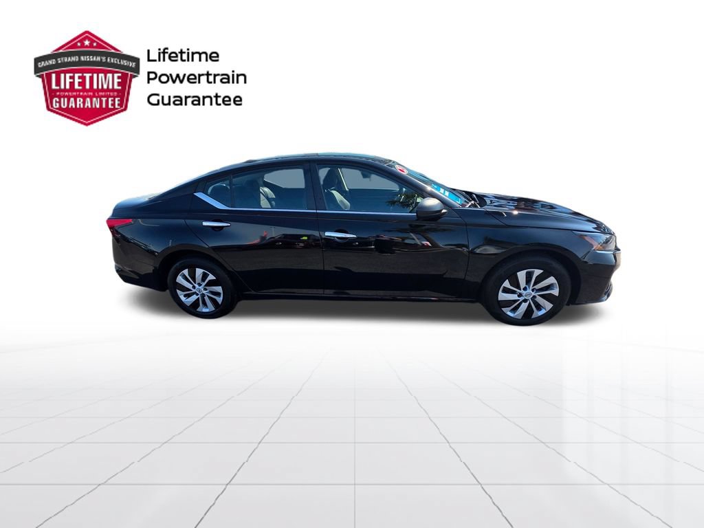 Certified 2025 Nissan Altima 2.5 S FWD image 6