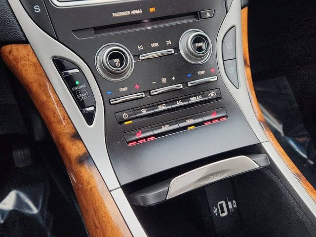 Used 2016 Lincoln MKX Select w/ Climate Package image 44